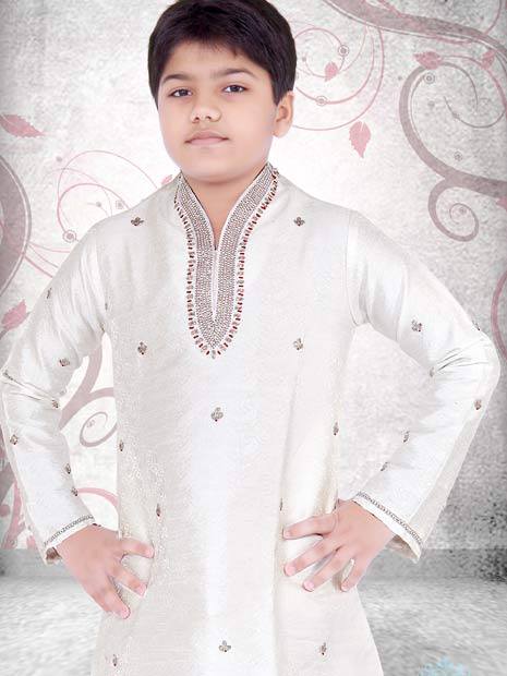samll boy wear a white kurta 2013