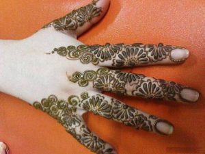 fingers beautiful mehndi designs