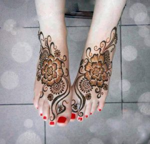 latest mehndi foot designs