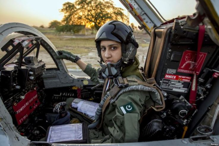 Pakistan First Female Pillot 2013